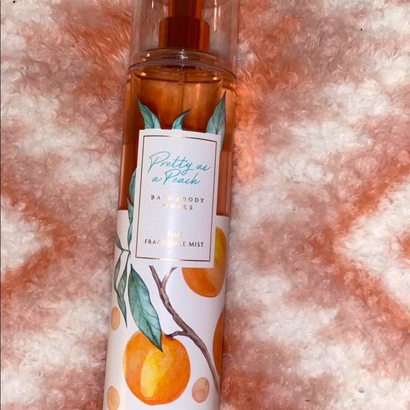Bath & Body Works Other - Fragrance notes: peach, jasmine petals and white nectarine.
